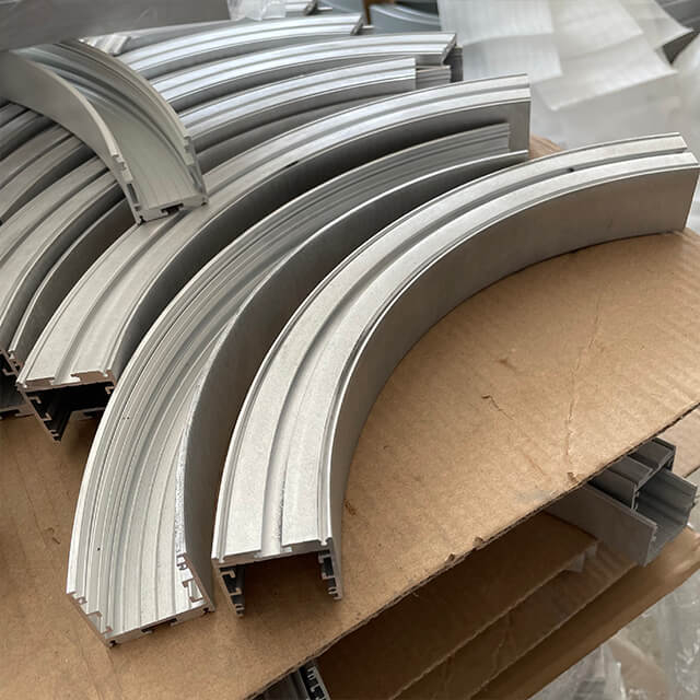 Stretch Bending of Aluminum Profile